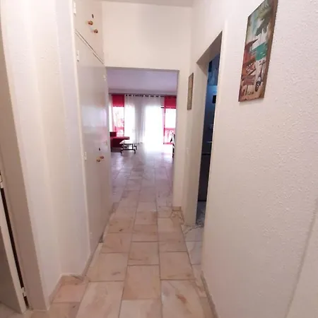 아파트 Falesia Alfamar